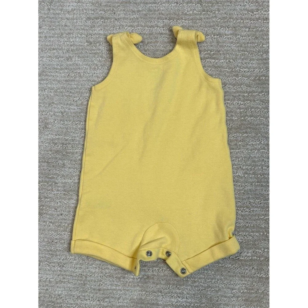 Disney Winnie the Pooh Yellow Romper Babies Newborn Size 0-3M Graphic Piglet